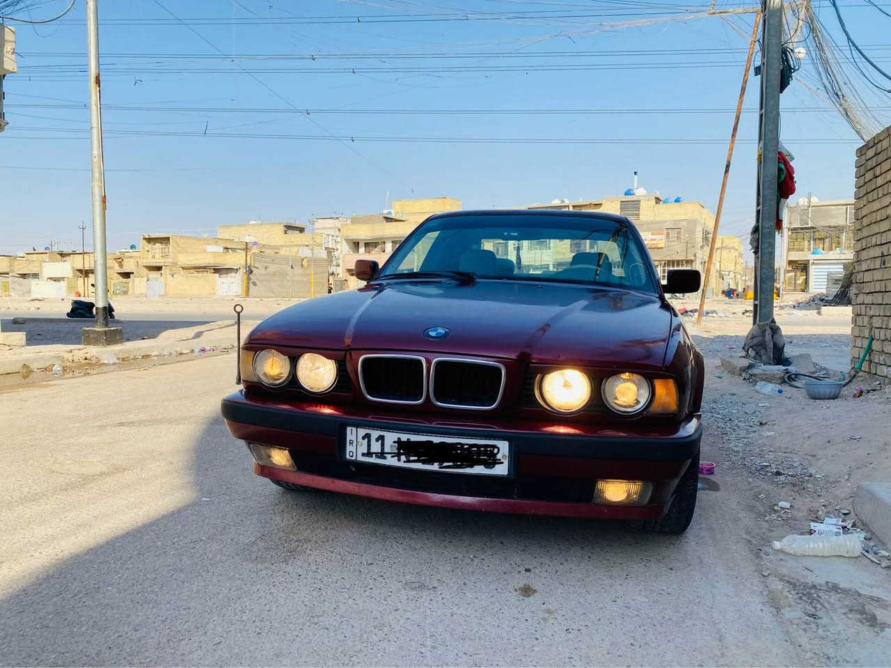 للبيع 
موديل 1994
محرك 6 سلندر 
حجم 520 مسكر فانوس
گير عادي جاترك حجم 260
نمره طويله 

رقم بغداد 
مكان السياره بغداد 
للتواصل خاص 
او *********** 
السعر 59 بغداد, العراق

