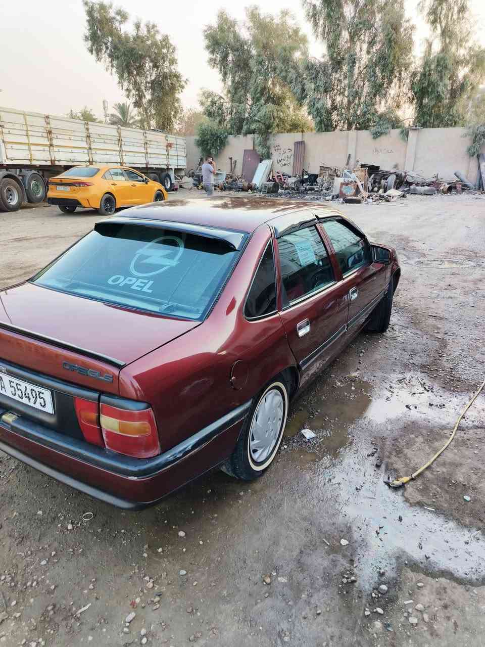 أوبل فكتره 

موديل 1991

مكينه 2000

رقم إنكليزي 

سنويه لل 31

هزه جديده 
سنتر لوك
مصبوغة للجماليه
تخم تاير
مكان ديالى بعقوبة تقاطع القدس 
استفسار 
***********
السعر 38 بيهه مجال
