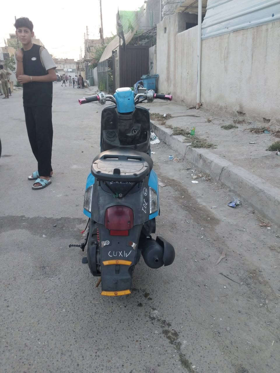 سلام عليكم دراجه بوليس نضيفه كامله مابيهه اي نقص كهربائيات كامله كفرهه لبلادي ختم واحد كفاله مكاني بغداد الحسينيه *********** السعر 450وبيهه مجال حك جيه
