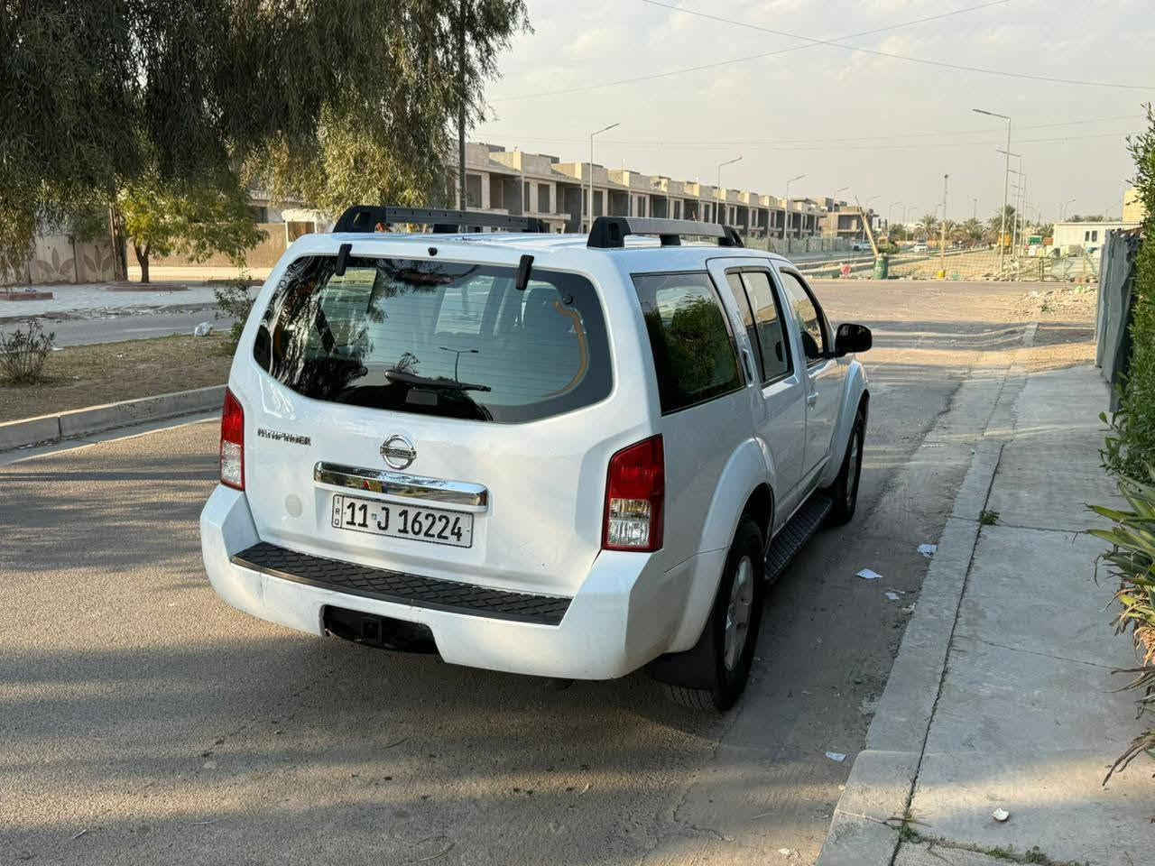 سيارة نيسان باثفندر وارد امريكي بدون حادث السيارة كاملة مكملة و نصبتها حلو بيها شوية ملاحظات بصبغ البنيد فقط 
السعر 95 ورقة و بيها مجال بسيط ان شاء الله 
اي استفسار هذا رقمي و بي واتساب 
*********** بغداد, العراق

