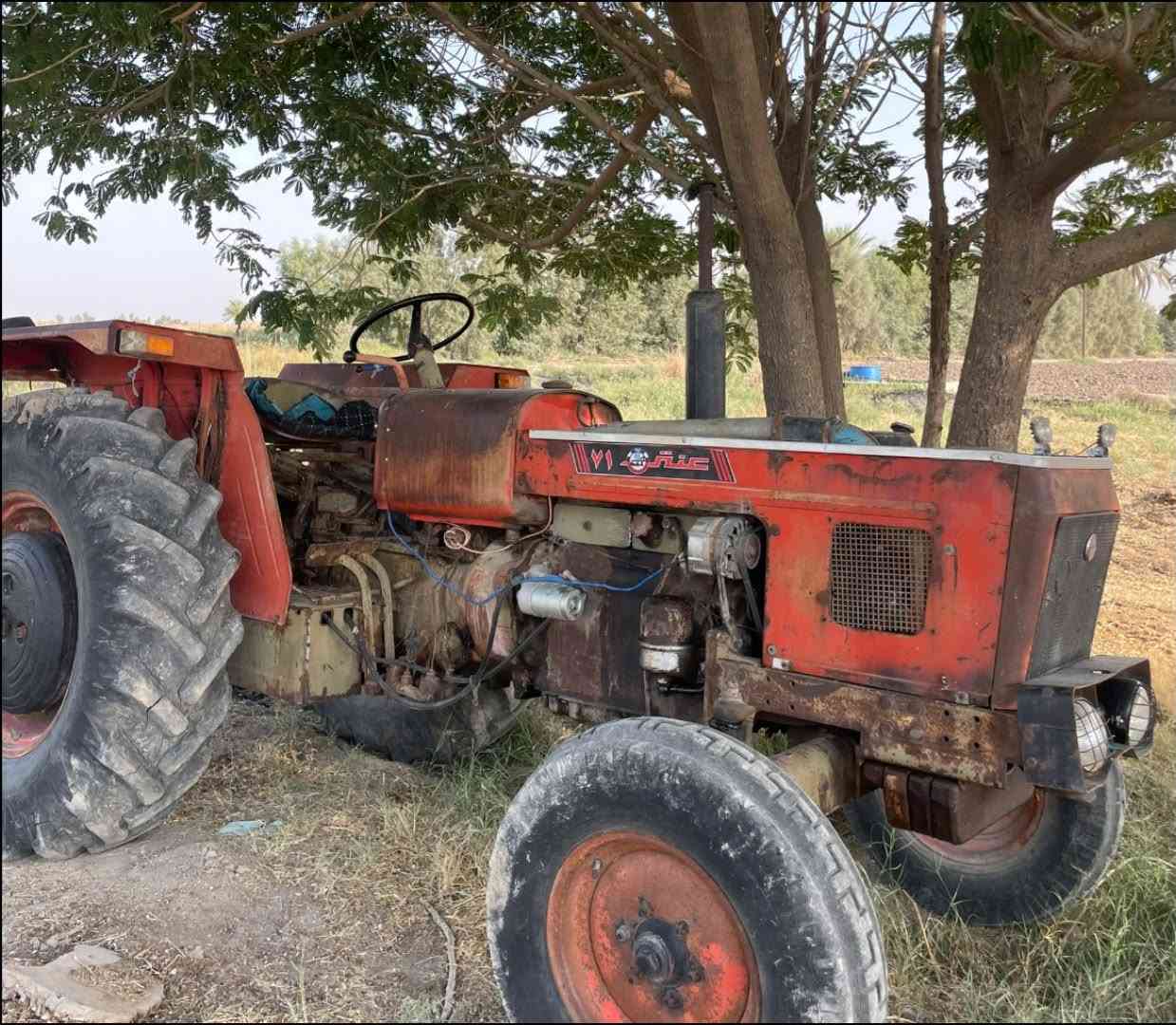 للبيع عنتر 71موديل 88
مكينه جاهزه للعمل 
بدون مكفوله من العشائر
4ونص 
***********
