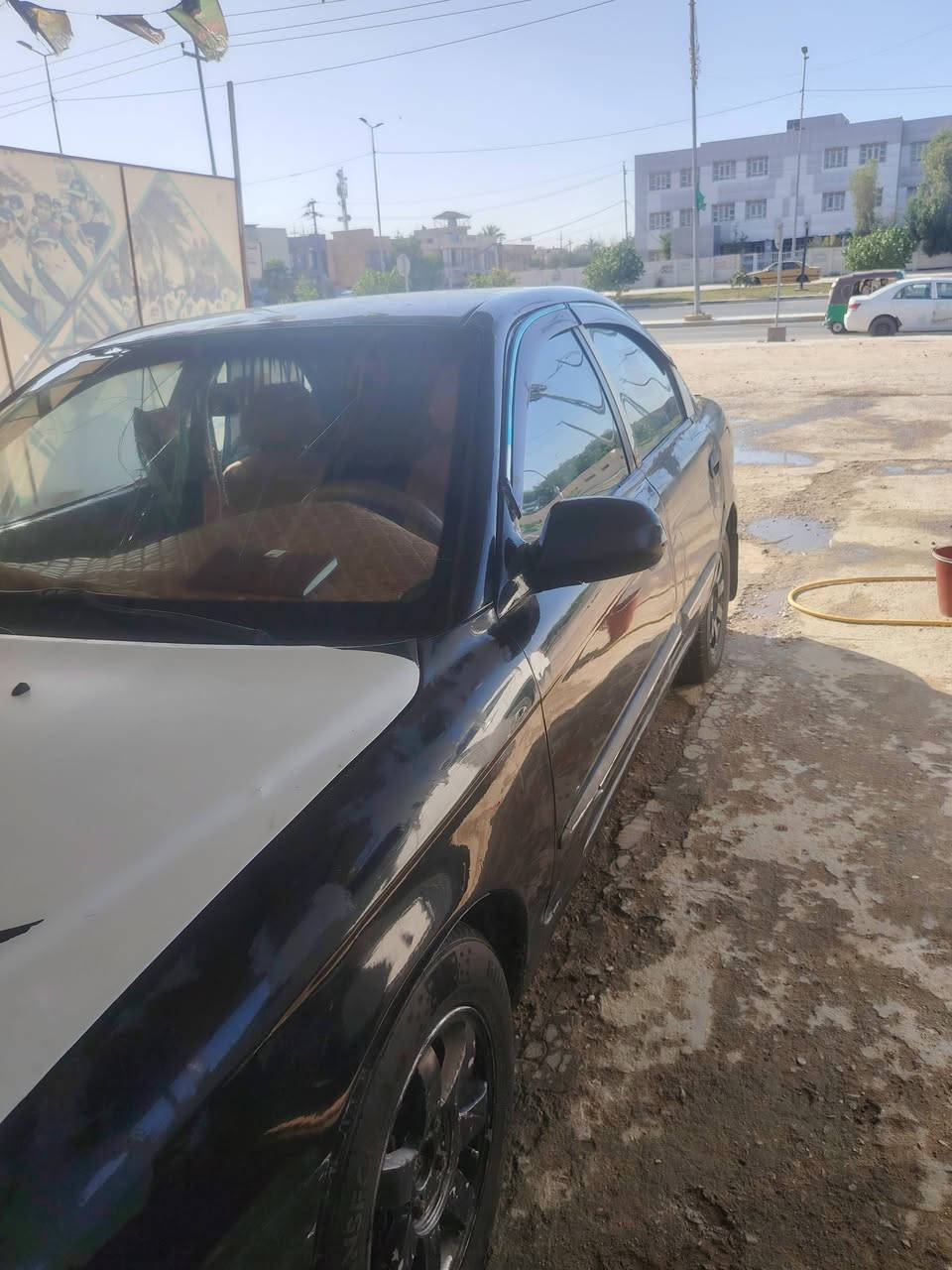 سلام عليكم سياره سبكتره 2001 رقم بغداد دولي سياره مكينه وكير وتبريد وشاشه كامره كامله مكانها كربلاء سعر 27 ورقه مال متوازي شراي تصل وتشلع عيوني ***********

