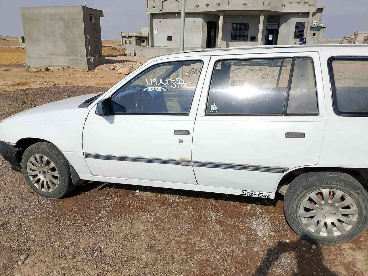 اوبل كاديت • محرك وكير شرط • تحويل والوكالة