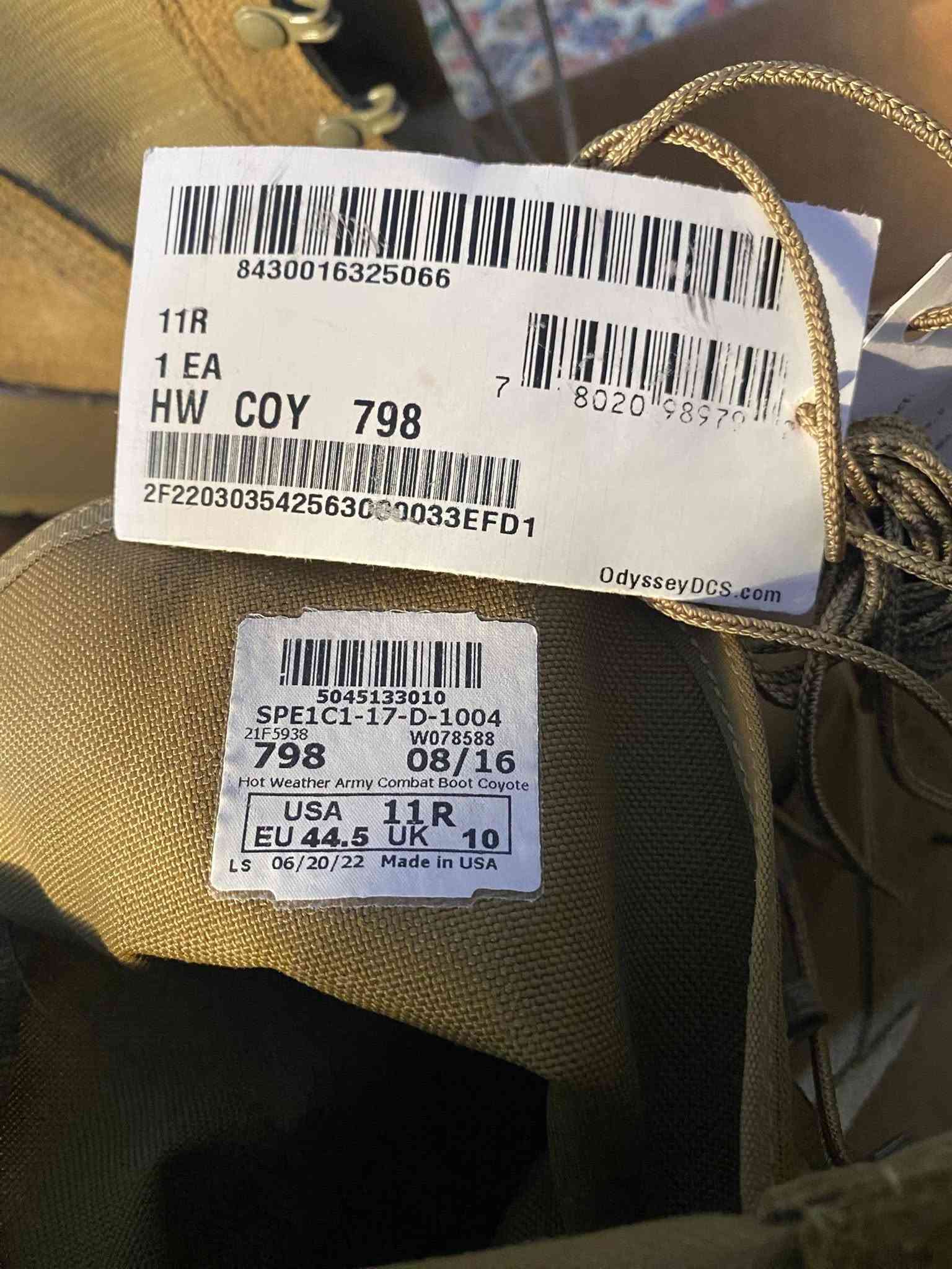 بسطال جيش • جديد بالكرتونة • قياس 11R