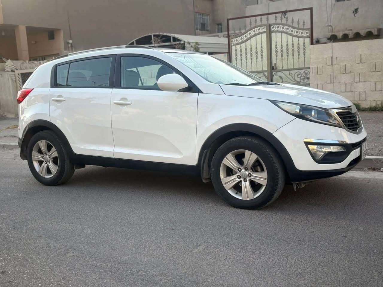 كيا سبورتج • محرك ٢٠٠٠ • رقم بغداد