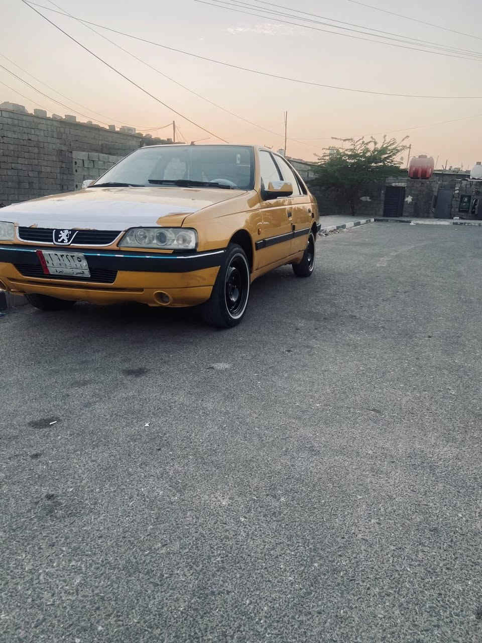 سلام عليكم سياره بيجو 405سياره كفاله من ضربه كير محرك تبريد شغال سياره حلوه مال جناي سنويه منتهي من 2021شهر ال11(رقم بصره سعر 37مكاني بصره جزيره***********واتساب
