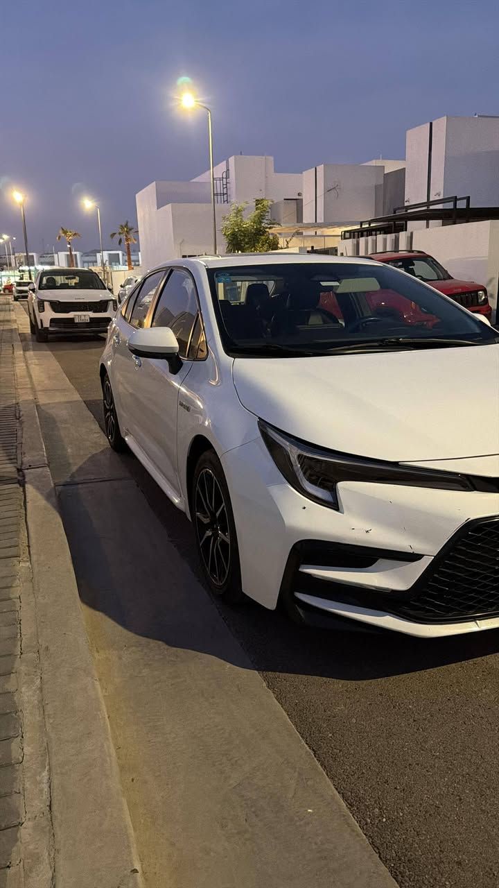 كورلا هايبرد 23 
بصمه

فتحه 

رادار أمامي 

كشنات جلد كهربائي 

ماشيه 81

السعر 125 وبيه مجال 

وكالة بعد خمس سنوات تصير حره

السونار مرفق مع الصور
***********
الأنبار الخالدية
