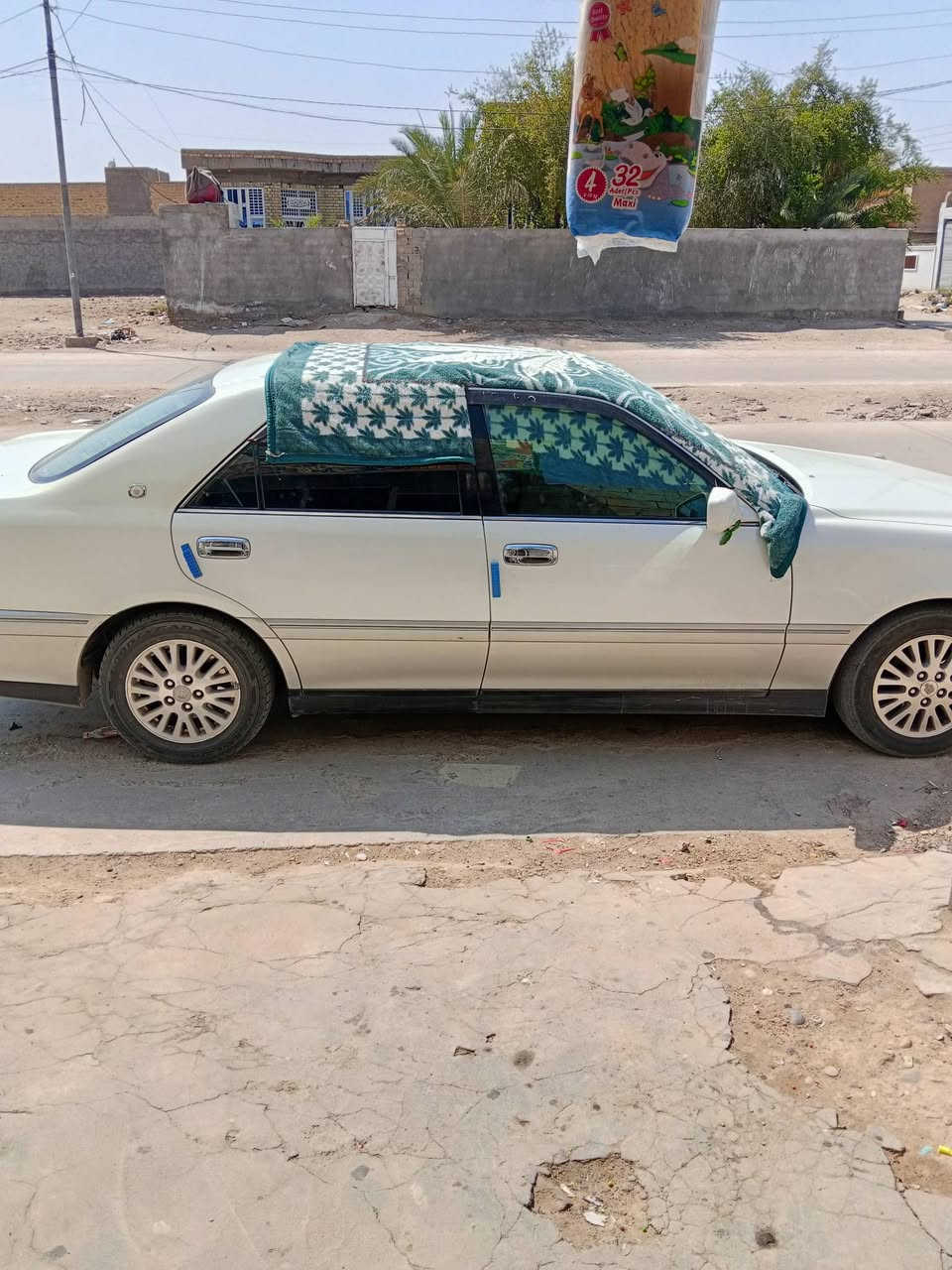 السلام عليكم ملكة للبيع رقم شمالي مكينة كير حدادية تبريد مكفولات كصتين دكمتين  السعر33 وبية مجال العنوان ذي قار ***********

