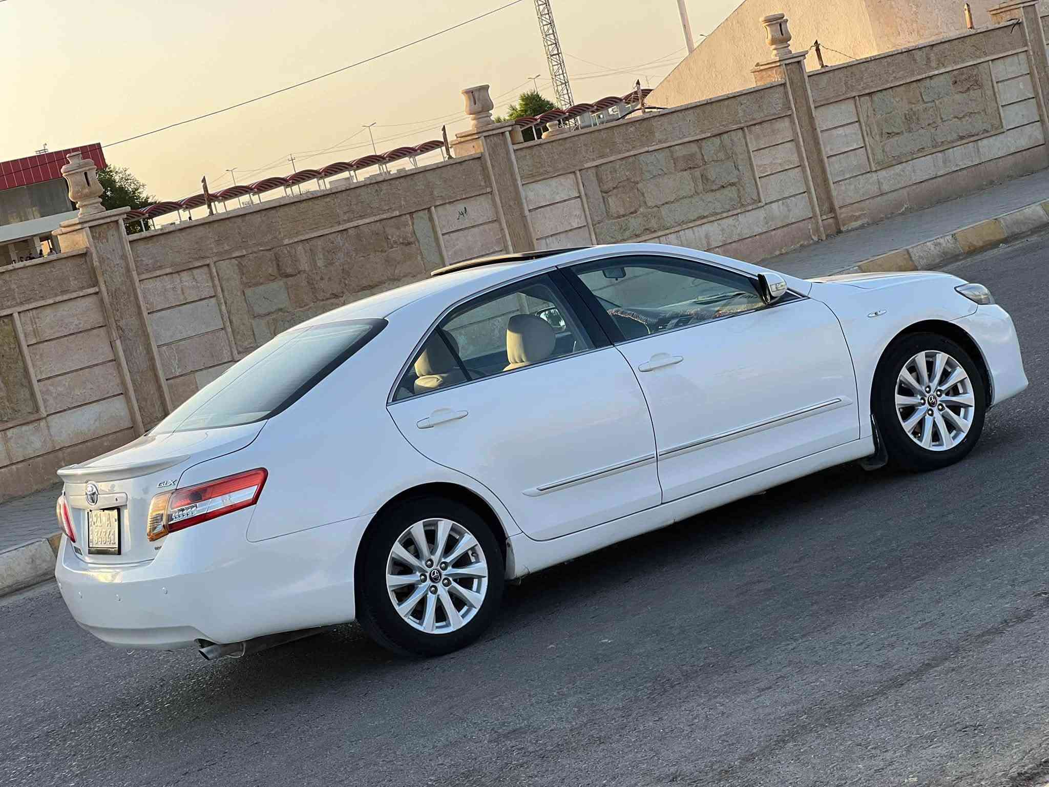 الــسلام عــليكم
للبيع كامري 2009 GlX خليجي 
محرك 2400//4 سلندر مامفتوح شرط كير شرط
رقم سلمانيه دولي الجديد شبه مميز سنويه 31//هزه27
شرط التحويل والغرمات 
السياره مكفوله من الصبغ عده جاملغ خلفي صبغ رش فقط بدون دواخل شرط الفحص والسونار 
فول موصفات 
سلاية روف
برده خلفيه 
كشن كهرباء
تحكم مقود 
اشاير مري 
محدثه 11 
ويل كب فراشه 
مثبت سرعه
حساسات خلفي وامامي 
رادار 
تبريد ثلج-تايرات جدد صدر جديد 
السعر (104)
المكان تكريت مركز المدينه 
(اعتذر عن الاقساط والوعده )
هـ***********
