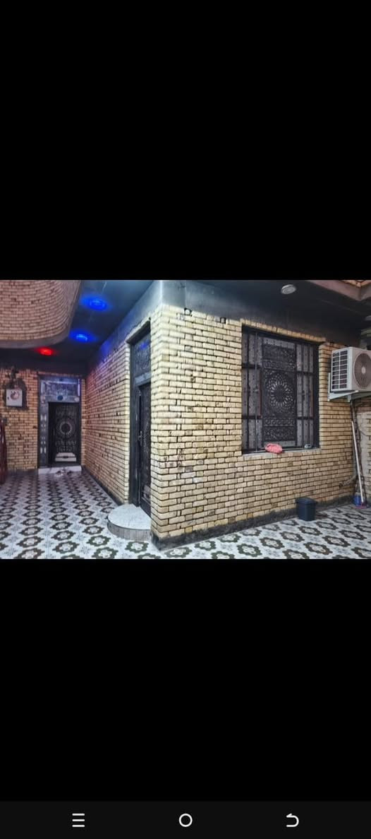 بيت للبيع بالفداء بناء حديث اول ماتنزل شارع ابولبنان ركن على ساحه وشارع 15 قرب موكب آئمة البقيع مساحه 200 بالطابو واقع حال 300 متر السعر 190 وبيه مجال للأستفسار *********** صالح سمير البدري للعقار ( كروب واتساب المكتب 👇

https://chat.whatsapp.com/JrjIPusjIwlIg7QH5mjVI9?s=cl&p=i&mlu=0&ilr=0
