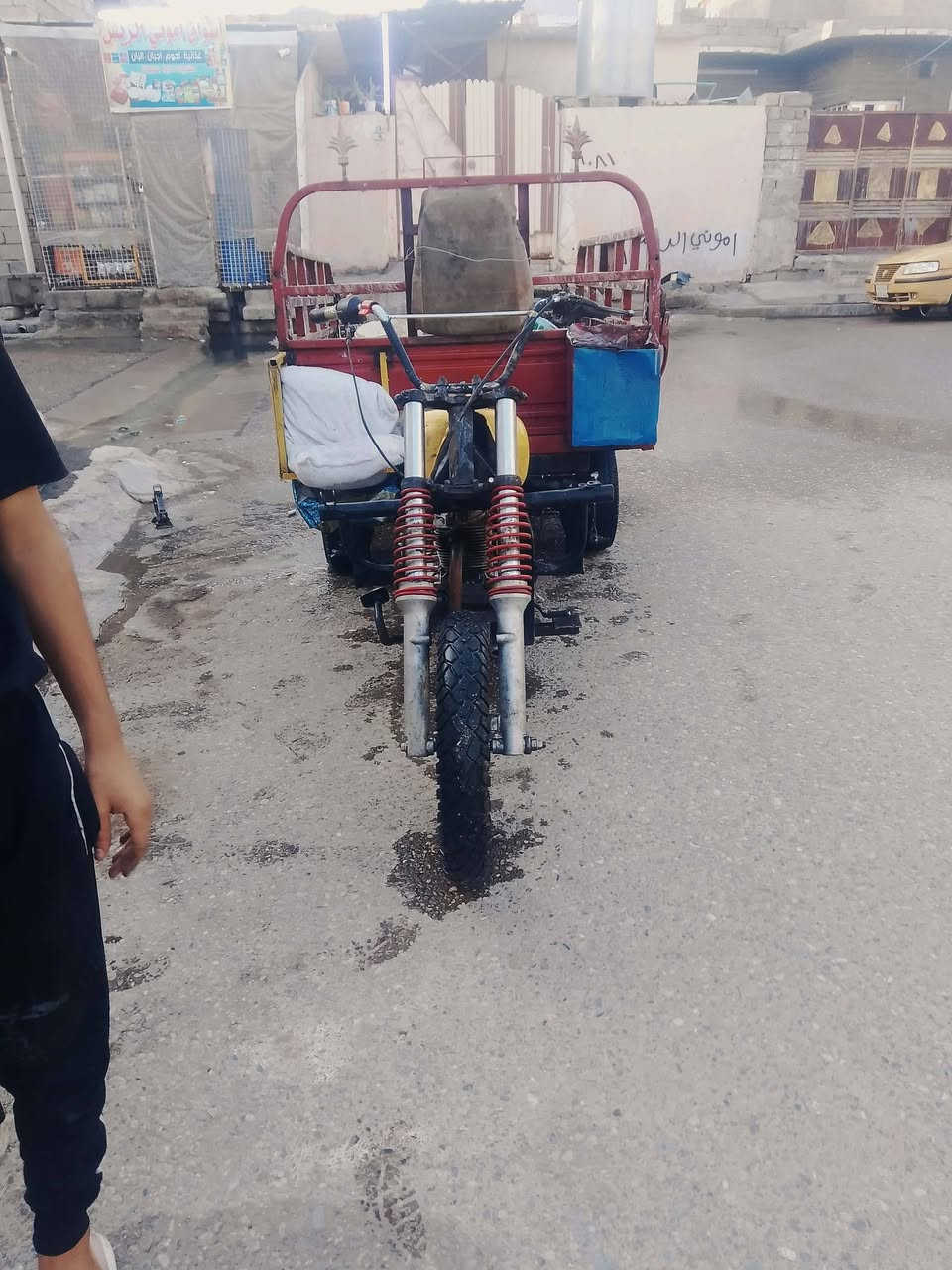 السلامو عليكم ستوته للبيع مكينه خرسه شاصي نضيف تواير نضاف دبلات شغالات نضيفه مال رزق السعر 800وبيها مجال وهاذا رقمي ***********
