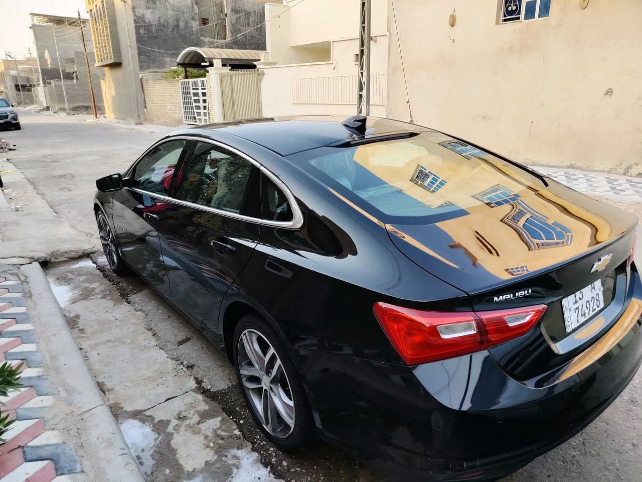 ماليبو ٢٠٢٥ LT أسود امريكي
عداد المسافة ٤٠ الف

مواصفات

لايت عدسة بلادي

لد امامي بلادي

بصمة تشغيل

بصمة ابواب

صندوق بصمة

تشغيل عن بعد

تبريد ثلج امامي منفصل قطعتين

تبريد خلفي

كشنات امامي كهرباء

كشنات امامي تدفئة

بك لايت لد

شاشة كبيرة لمس

كامرة خلفية دوارة

ويل كب ١٨

تحكم استرين جهتين

مثبت سرعة

مانع انزلاق

حساس اطارات

موديل 2025

مكان السيارة ميسان

 السعر 130 وبيها مجال 

للاستفسار الاتصال على رقم الهاتف ***********                رقم الثاني***********
