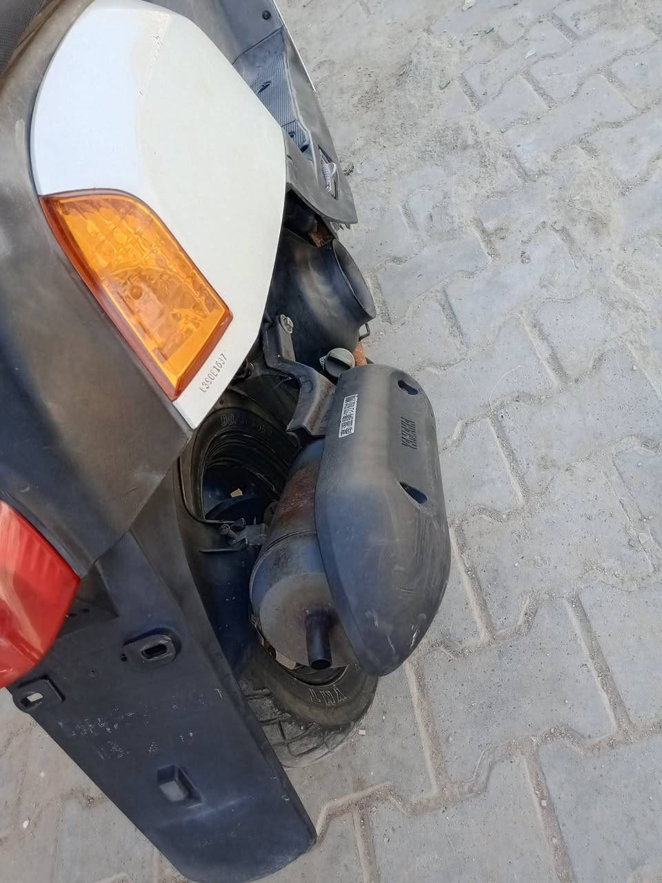 السلام عليكم بوليس كفاله عامه دراجه جديد كلها ختم واحد 49 بلادي شهرين من طالعه من الوكيل العنوان نجف سعر 850 رقم ***********
