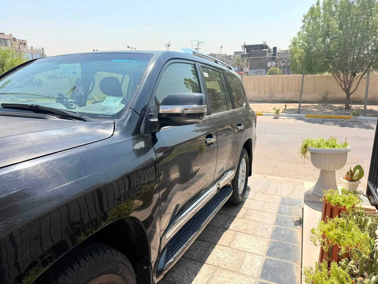 مكلف بالنشر …
السلام عليكم لاندكروز جكسارة ٢٠١٥ رقم بغداد محرك ٨ سلندر الصغير ال ٤،٦ ماشيه ٢٣٢الف معروفه مواصفات الجكساره
فقط بيها ملاحظات بالكشر وجرادات 
السعر : ٣٥٠ ورقة
للتواصل واتساب او اتصال ***********
