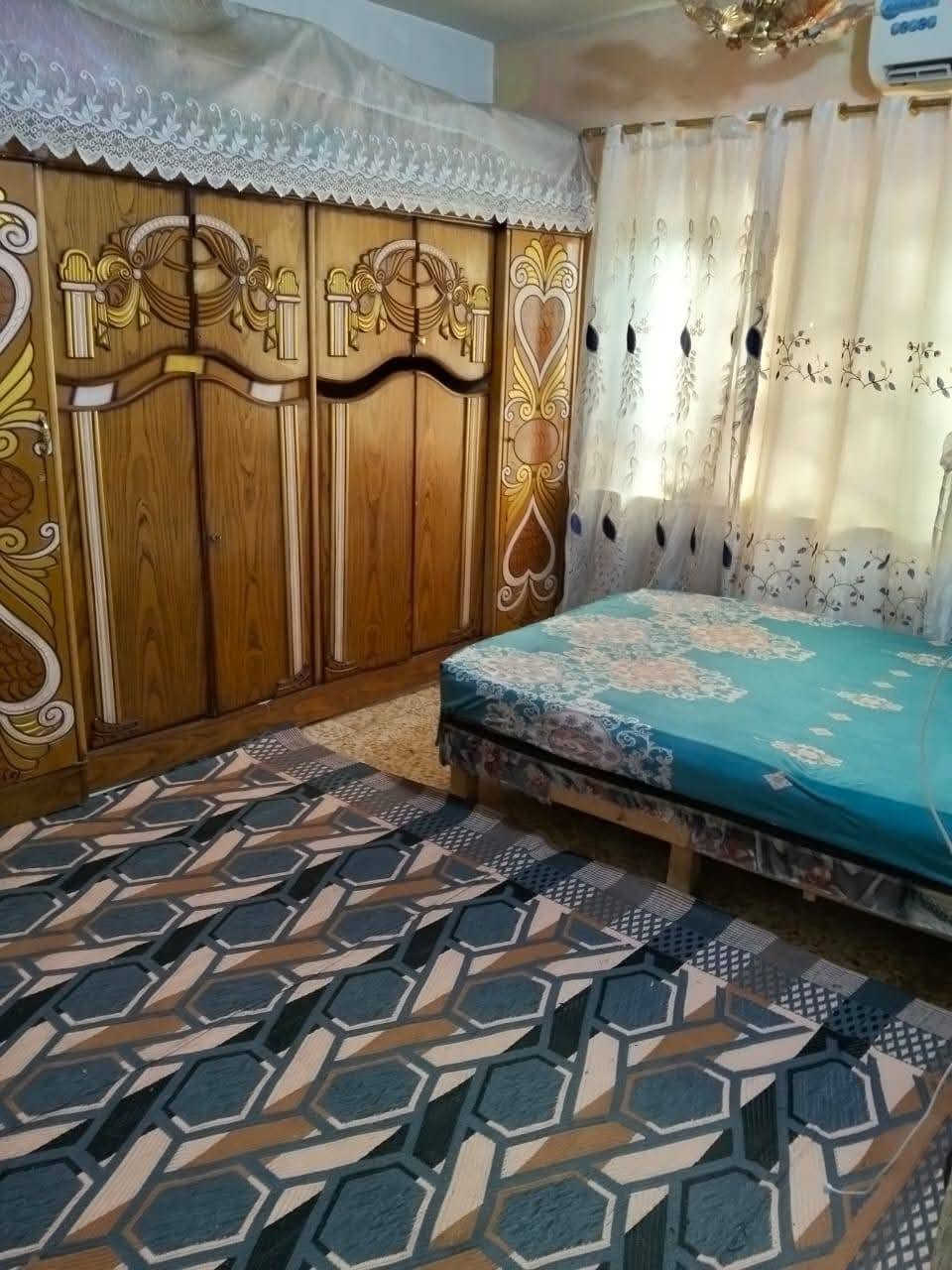 قطاع٢٧ مدينه الصدر • ٣ طوابق • ٥ غرف نوم