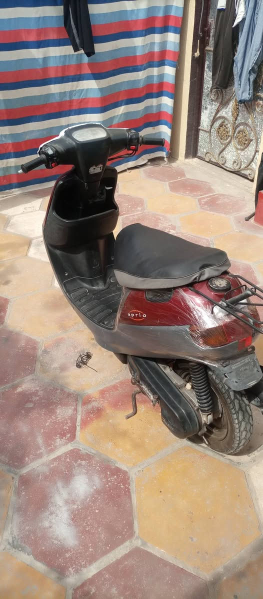 بطه • نضيفه • باتري ضعيف