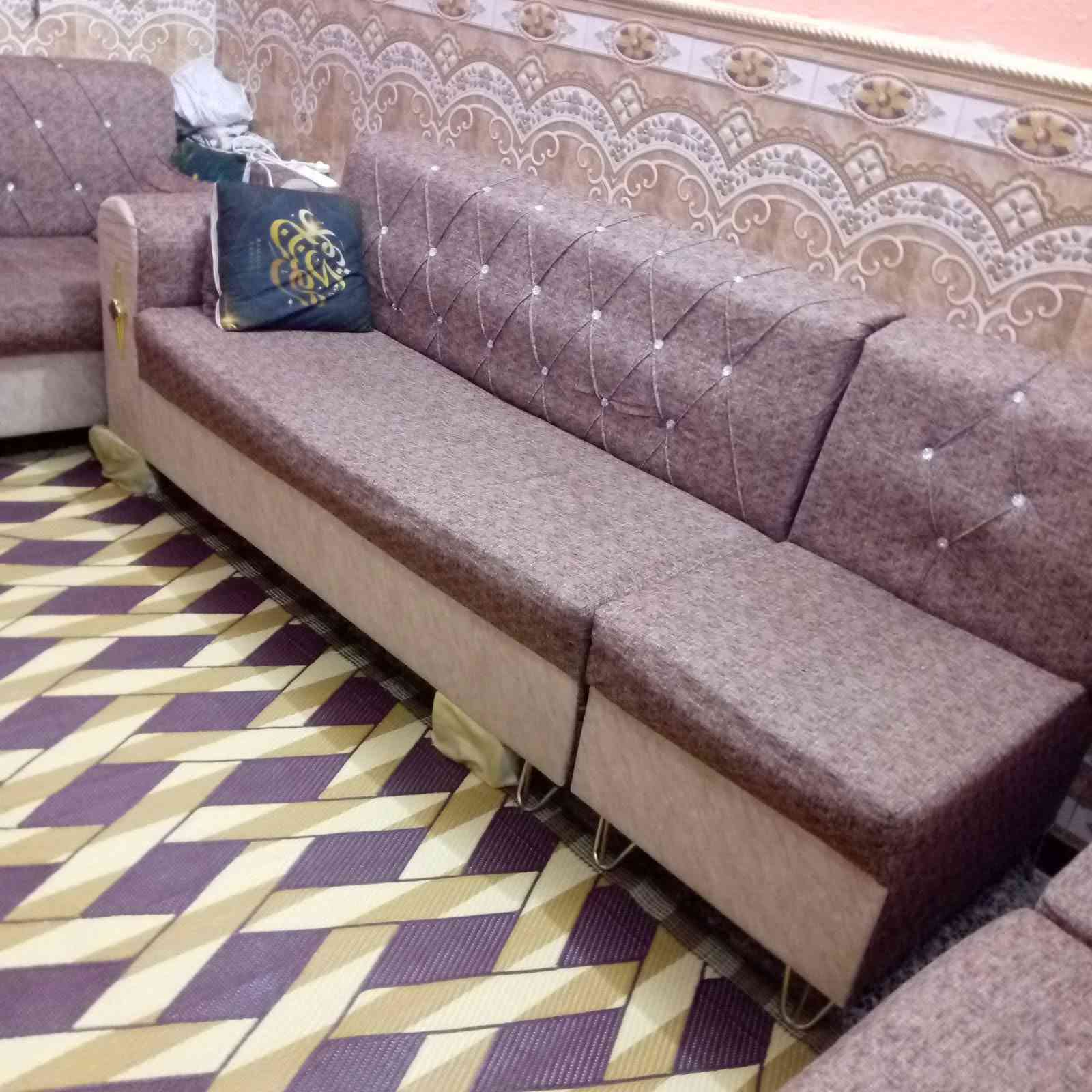 تخم قنفات للبيع و كاونتر نضيف ***********
