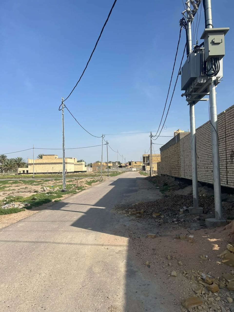 🏡 للبيع قطعة أرض طابو زراعي (مالك صرف) سند25
📍 الموقع: حلة – وردية خارج، بالقرب من مستشفى الكفيل

📐 المساحة: 200 م²

📄 الملكية: طابو زراعي – سند 25

✨ مميزات العقار:

• متوفر ماء وكهرباء

• شارع مبلط بعرض 10 متر

• توفر المدارس بالقرب من الموقع

• موقع مميز وقريب

📌 فرصة مناسبة للسكن والاستثمار في موقع حيوي.

📞 للاستفسار والتفاصيل، تواصل معنا على الخاص.

***********
