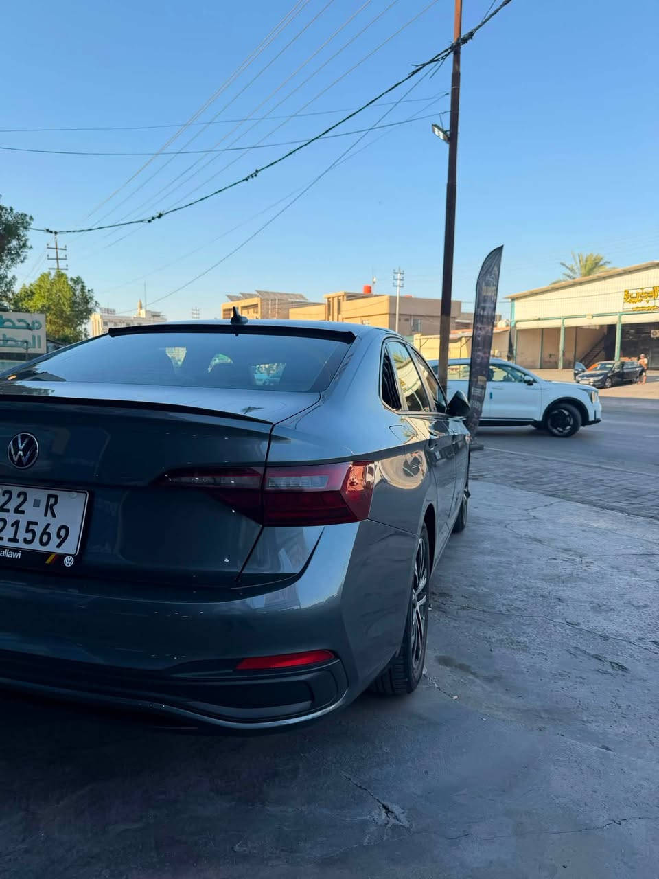 � للبيع | Volkswagen Jetta Sport 2023 🔥

🇺🇸 وارد أمريكي — فئة Sport

🔹 الموديل: 2023
🔹 الفئة: Sport
🔹 المحرك: 1.5 Turbo
🔹 القير: أوتوماتيك 8 سرعات
🔹 الدفع: أمامي FWD
🔹 الممشى: 39.000ميل تقريباً
🔹 اللون: رصاصي غامق
🔹 الحالة: نظيفة جدآ واقعها احلى من الصور
🔹 الوضع: بيها تبديل قطعة فقط وبيها رصعه بالباب موضحه بالصور واكو تكحيل بطرف الباب من جوه حك اصبعين 
🔹 صور الحادث موجوده بالمنشور اي دواخل مابيها 

💰 السعر: 14,500$ قابل للتفاوض بالمعقول

📍 الموقع: الأنبار — الفلوجة

📞 للتواصل: ***********
