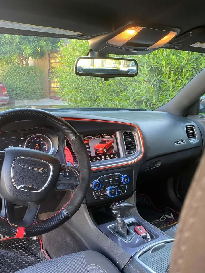 تشارجر SXT • محدث SRT • ١٣٥ الف كم
