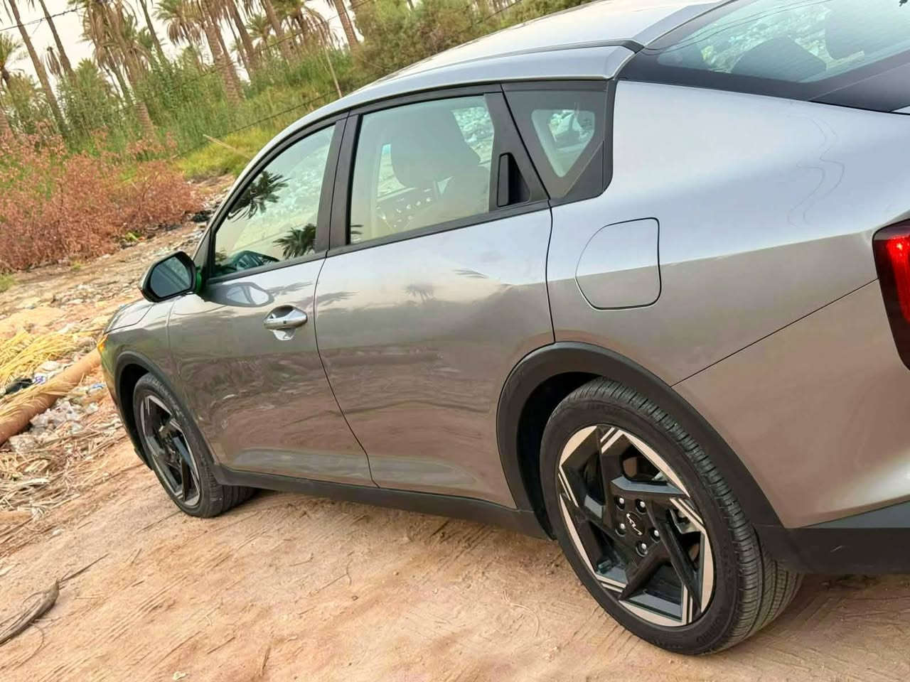سلام عليكم للبيع فقط
كي فور EX  2025 k4 بجم كبس 
محرك : 2000 دوش مرغوب
وارد : اميركا 
ماشيه : ٦ الف 
مواصفات  Ex 
1_بصمة 
2_تشغيل عن بعد 
3_ بصمة ابواب 
4_ بصمة جنطه 
5_شاشه متصل حجم كبير 
6_فول قيادة ذاتيه مع تحديد مسار 
7_فول تحكم ستيرن 
8_تبريد متصل مع شاشه لمس 
9_منافذ شحن خلفية 
10_سايد بريك كهربائي 
11_مانع انزلاق 
12_نقط عمياء 
13 _ تحكم وضعيات قياده
14_رادار امامي وخلفي وجانبي 
15_فول حساسات توقف ذاتي 
16_لد امامي مع عدسات زنون
17_لد خلفي 
18_شحن واير لس 
19_كامره خلفية دقه hd 
20_ويل كب بلاد 
السياره عليها دوشمه كامله ارضيات وكشنات 
ولدات داخليه متغير 

رقم شهداء نجف (وكاله عامه) 

حادث سياره  
فقط جاملغ امامي جهة سايق بدون شاصي 
بدون ايرباك بدون دواخل 
باقي سياره كفاله عامه ع اخير جديده 
مكاني:الديوانية  
السعر : 171 وبيه مجال بسيط 
استفسار :*********** واتساب موجود
             :وحادث سيارة ع خاص
