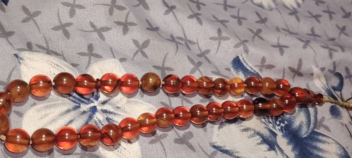 سبحة • كهرمان • كهرب
