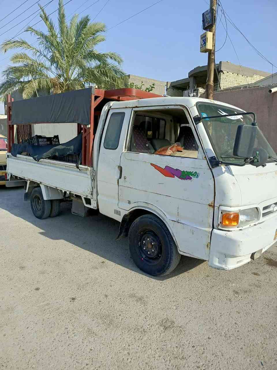السلام عليكم سيارة بنگو موديل 96رقم بغداد انگليزي بأسمي گير ومحرك خير من الله حداديه جديدة باور ستيرن جديد باتري جديد شاصي رقم الشاصي مكفول السعر 57 وبيهه مجال للطيبين واذا مراوس  بكية اراوس مكان السيارة بغداد بوب الشام *********** أبو حيدر موجود واتس آب
