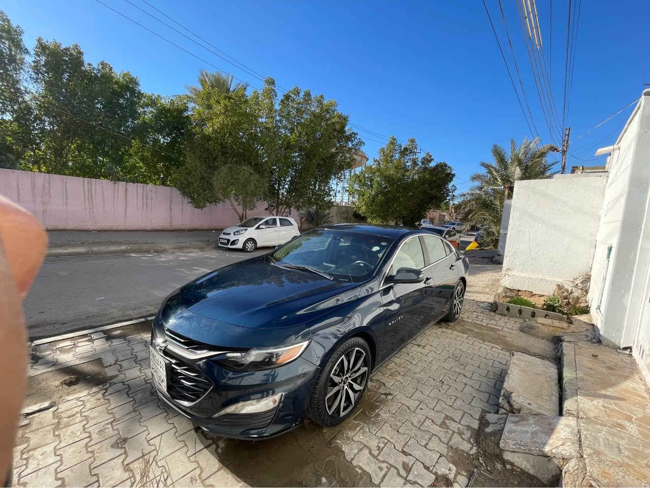 ماليبو موديل 2020
فول مواصفات 
ممشاها 150 كيلو 
رقم اربيل باسم شركة تحويل وكالة موجود
مكانها كربلاء 
***********
