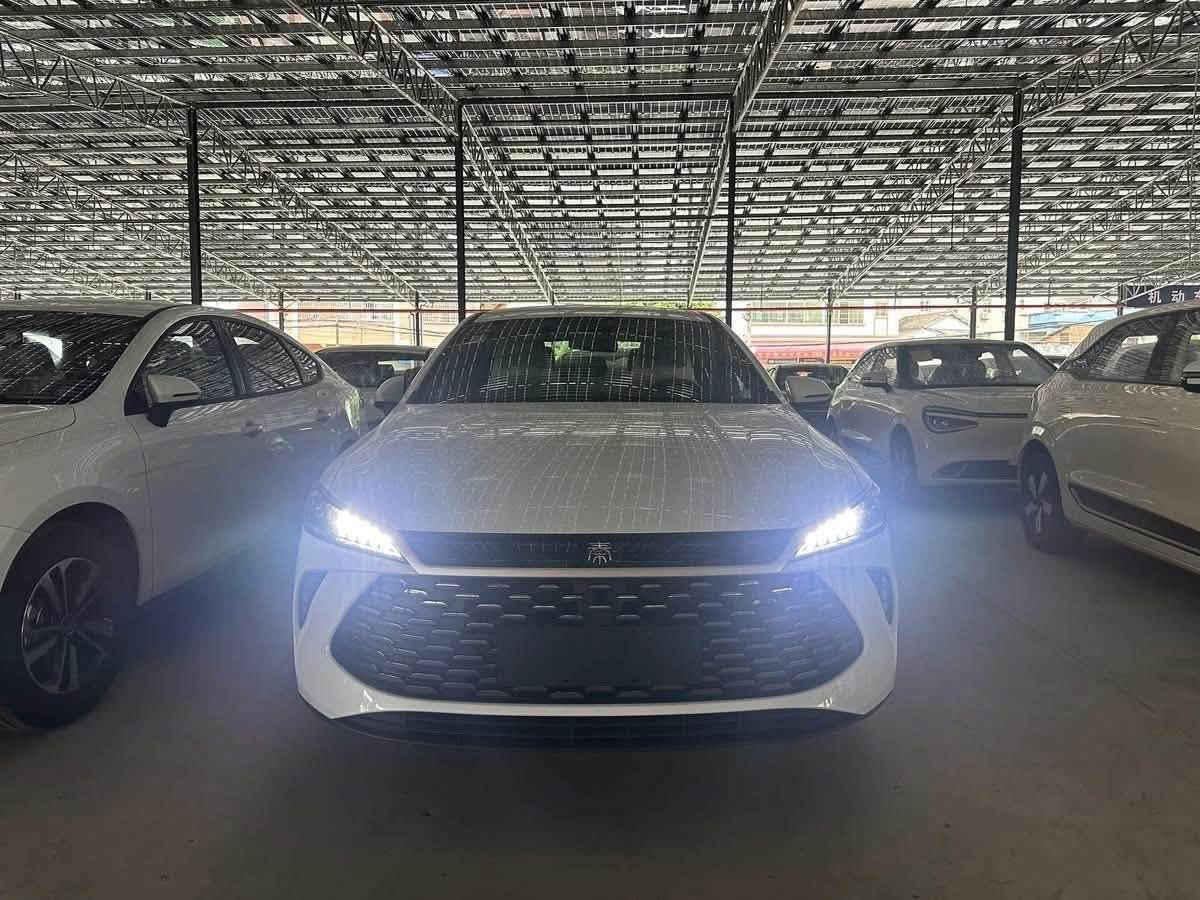 🚗توفر لكم شركة الجود اللامع (العبيدي ) للسيارات 
الحديثة 🏎️ 

✳️ السعر: 19,500,000 مليون دينار عراقي مرقم كامل      

📍نوع السيارة:- بي واي دي 
📍موديل: 2025
📍محرك:-1500 
📍عداد المشي :- زيرووكيلو متر
  📍 مواصفات :- داخل رصاصي 

                                                             
🚦 العنوان بغداد الكريعات الشارع المعارض 🚦

💵علماً الشركة تعمل بنضام الكاش فقط💵

📍📍يتم الاجابة على المكالمات من الساعة 11 صباحاً ولحد الساعة 11 مساء 📍📍

للأستفسار عن الأسعار الاتصال على الرقم التالي ⬇️📱📍

‎*********** /   عمر العبيدي
‎*********** /  عمر العبيدي 

                         احمد العبيدي   /  ***********

نفخر بتقديم مجموعة متنوعة من السيارات الحديثة التي تلبي جميع احتياجاتك وتفوق توقعاتك.
