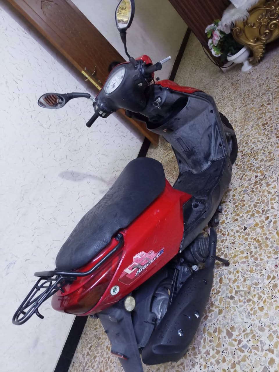 بريز اكزز ياباني سكليتر خطين مختمه كله شغاله اي نقص مابيها درجه نضيفه السعر 650 بغداد المشتل0776311934
