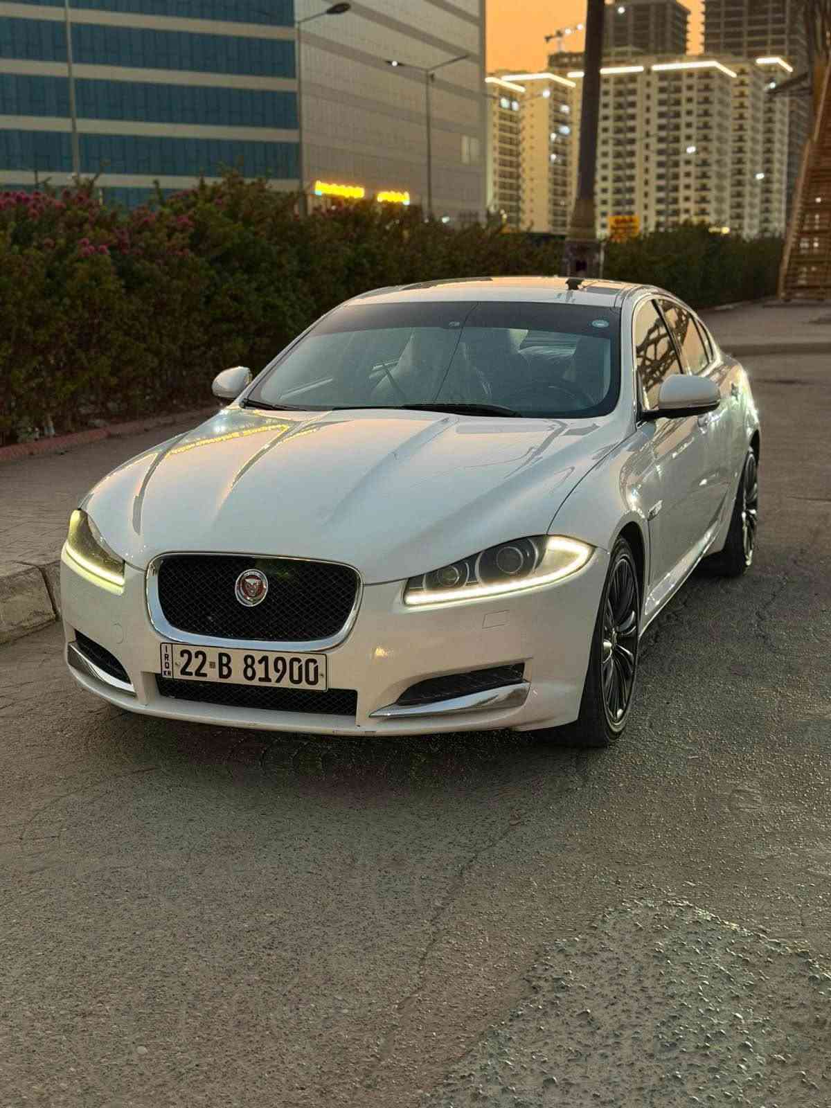 جاكور XF • ٢٠١٤ • ٢٠٠٠ توربو