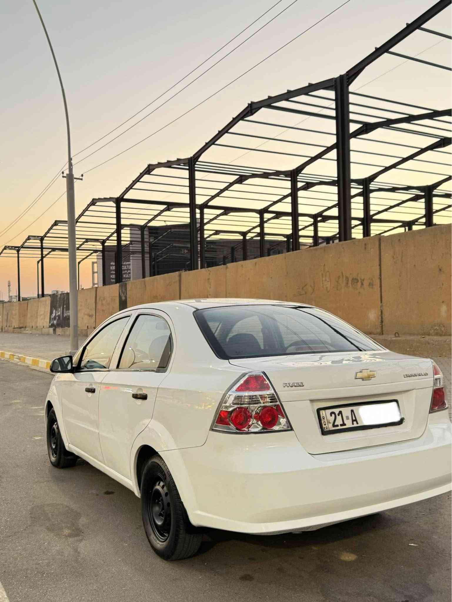 ئەڤیۆ 2010 ئۆتۆماتیک ناو زەرد 
مەکینە 15ی فەل مەرغوب
 ڕەقەمی سلێمانیە تازەیە 
سەنەوی تا 2028 تازەیە 
پتاقەی بەنزینی هەیە 
یەک چاملغ و پەڵەیەکی بۆیاغە 
بێ دەعم بێ ناوگرتن 
تەبریدی ئیش ئەکا بەفرە ماشاء الله 
گێر و مەکینە و تەبرید 
و تەقە و ڕەقە بەشەرت 
سعری 64 و مەجال 
شوێن کەرکوک دەروازە
***********5 
*********** واتساپ

                                            ,,,,,,,,,,,,,,,,,

افيو 2010 اوتوماتیك 
رقم سليمانيه جديد 
سنويه جديد لل 2028 
کوبون بنزین بیها 
جاملغ  و شبرين صبغ
 بدون دواخل 
تبريد شغال ثلج 
كير محرك تبريد بشرط 
محرك 15 فل مرغوب 
سعر 64 وبي مجال 
مكاني كركوك دةروازه 
***********
*********** واتساب كركوك, العراق
