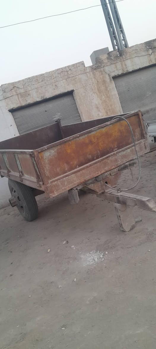 العنوان بابل الحمزه الغربي الخميسيه معرض محمد حاتم الملالي 
لكافت المكائن الزراعيه الرقم التصال *********** اسعار مناسبه .............

نص مكتوب في الصور:
- Galaxy A04s
