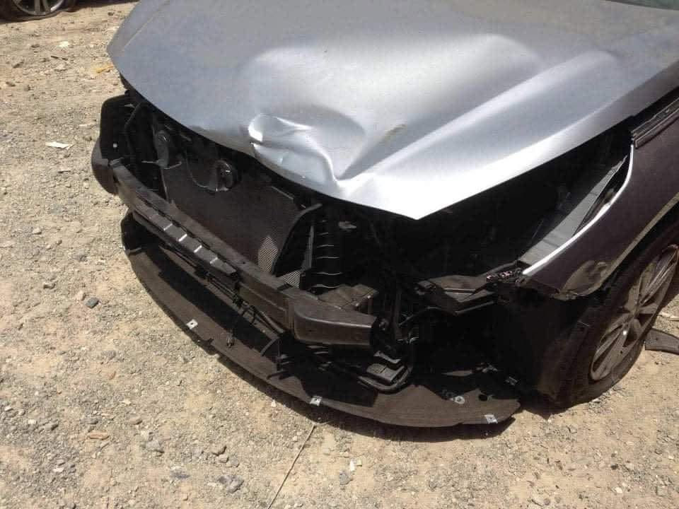 السلام عليكم Hyundai Sonata
هونداي سوناتا أمريكي 
موديل ٢٠١٧ محرك ٢،٤ gdi
كير ومحرك على وضع الشركة وتبريد بشرط 
ماشيه 90ألف ميل 
كير و محرك ما مفتوح وبشرط
رقم اربيل سنويه هزة جديد 
 تحويلها بشرط
صدر وحداديه وطخم تايرات كلها جديد 
مكانها الموصل
ضررها بوند و جاملغ بدون ايرباك وبدون دواخل وبيها ملاحضات بسيطة سيارة جاهزة ماناقصها برغي
‭***********‬‭‬ للتواصل واتساب هم موجود
