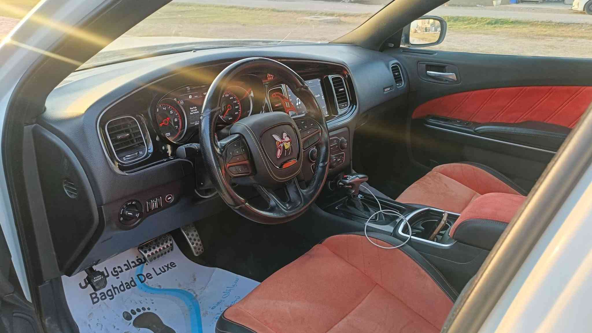 مكلف بالنشر 
للاتصال *********** و
جارجر سكات باك للبيع 
موديل 2022 
مكينه V8 / 6400ccm
ماشيه : 35 الف مايل
السعر 195 ورقه
رقم بغداد بأسمي والتحويل ثاني يوم 
المواصفات 
——————————-
كشنات كنتاره احمر مختم ( سكات باك ) 
فجوج بريمبو 6 بستم 
اكسل قفل 3.9 
كير 8 نمر 
دبات موبار سود
شاشه كار بلي 
كشنات تدفئه تبريد 
4 مودات قياده 
ذاكرة خزن ميموري 
حساسات خلفيه + جانبيه 
كامره خلفيه 
وباقي مواصفات السكات باك معروفه 
الأضافات 
———————————
لدات اوركال متغير 
وسقف روز رايز
حادثها 
——————————-
جاملغ وبنيد فقط 
* علماً السياره مناقصها اي شي جاهزه مجهزه 
* لا بيها تكحيل ولا بارد وكشرها كلش حلو 
السعر  ورقه وبالعافيه على الي ياخذها
مكاني بغداد / المنصور
