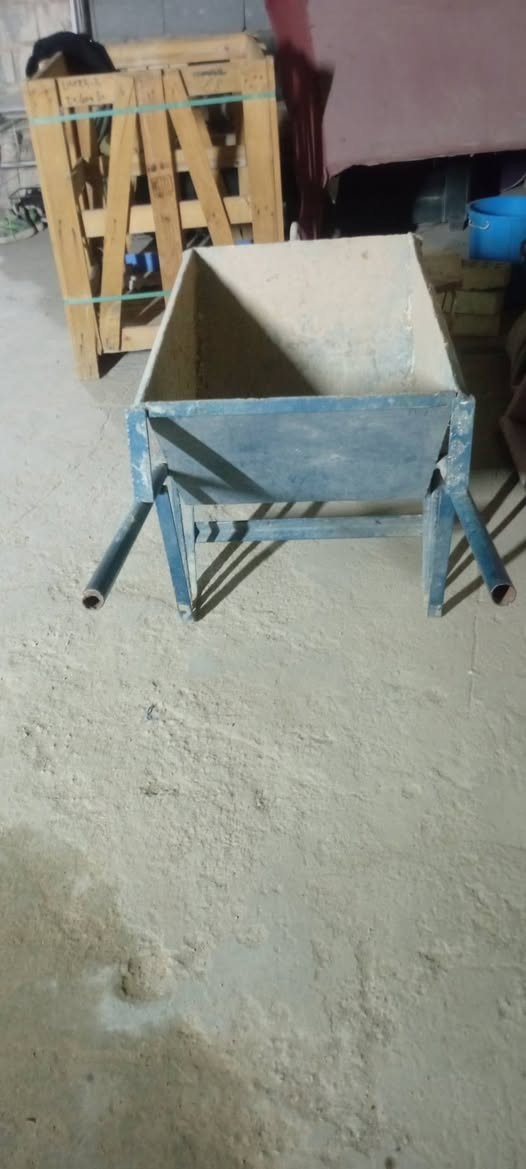 عربانة • نجف