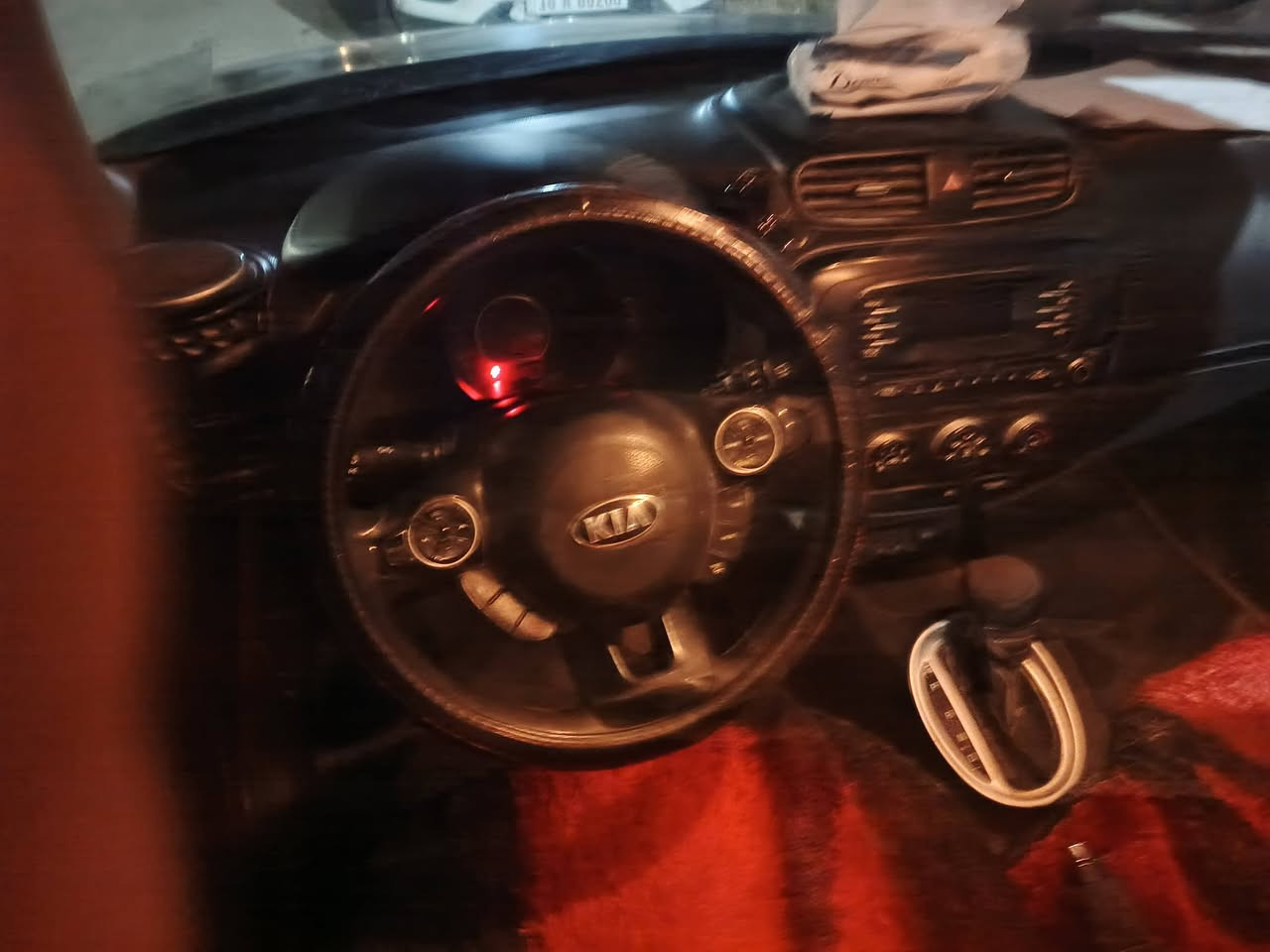 السلام عليكم
كيا صول 15 وارد امريكي محرك 1600 
بيه ضربات

السعر 95 وقابل للتفاوض

المكان بالمركز الحله

للتواصل 
*********** 
الرقم بي واتساب
