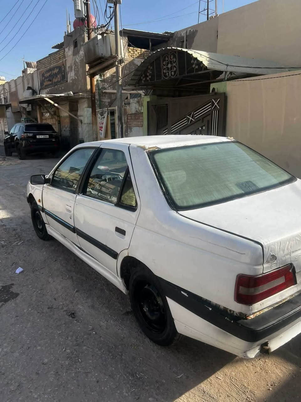 سلام عليكم بيجو 405 للبيع سياره عاوزه ترتيبات كير ومكينه انضاف تبريد شغال كهرباء كلها شغاله تخم تايرات جديد. .. السعر17
***********
