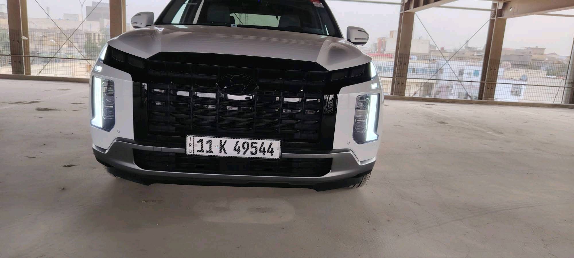 للبيع سيارة هونداي باليسايد 2024 
🚘 Hyundai Palisade 2024
✨ فول مواصفات عدا الفتحة
🛡️ مكفولة
🔢 رقم بغداد
المواصفات: 🔹 تحكم بصمة مع خاصية التقدم والرجوع
🔹 تشغيل عن بُعد
🔹 العداد 20,000 كم فقط
🔹 ترحيب ذكي عند الاقتراب
🔹 سماعات Harman Kardon
🔹 رادارات محيطية من جميع الجهات
🔹 حساسات أمامية وخلفية – 12 حساس
🔹 5 كاميرات مع نظام رؤية 360°
🔹 كراسي Memory
🔹 كراسي جلد أبيض فاخر
🔹 جميع الكراسي كهربائية مع تدفئة وتبريد
🔹 كراسي VIP
🔹 تبريد مركزي أمامي وخلفي بتحكم منفصل
🔹 شفتات تحكم خلف المقود
🔹 مرايا جانبية: هيتر + تعتيم + إضاءة LED عند الاقتراب + رادار جانبي
🔹 صندوق كهربائي شفط، يفتح عند الاقتراب، مع 4 وضعيات للفتح
🔹 محرك 3.8L V6
📞 للاستفسار: ***********
