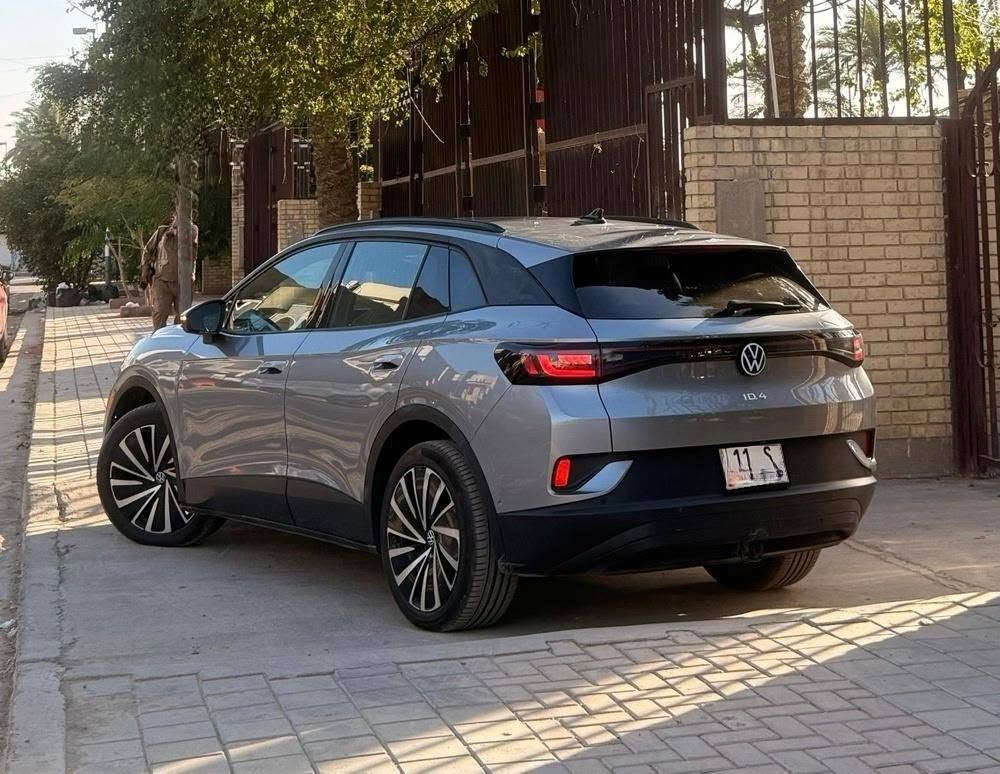 كهربائية بالكامل
فولكس فاجن ID4 برو 2024
السيارة وارد امريكي
بعدها بحالة الوكالة ماشية (6000) فقط
دبل ماطور
بطارية 82 كيلواط
لون سلفر
رقم بغداد
سيارة ممتازة، ثبات عالي، وأداء قوي جداً بالأجواء العراقية
السعر: 22000 و بي مجال
​📍 المكان: بغداد
واتساب: ***********
