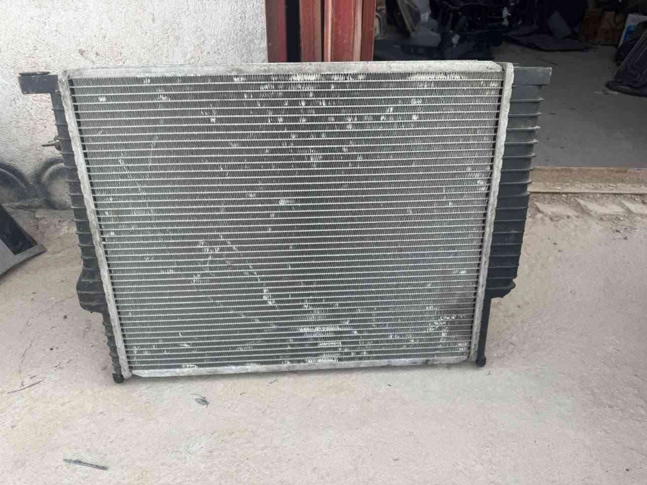 السلام عليكم متوفر للبيع  راديترات محرك بدي قديم مسكر  حاويه المكان بابل الحمزه الغربي ***********وتساب
