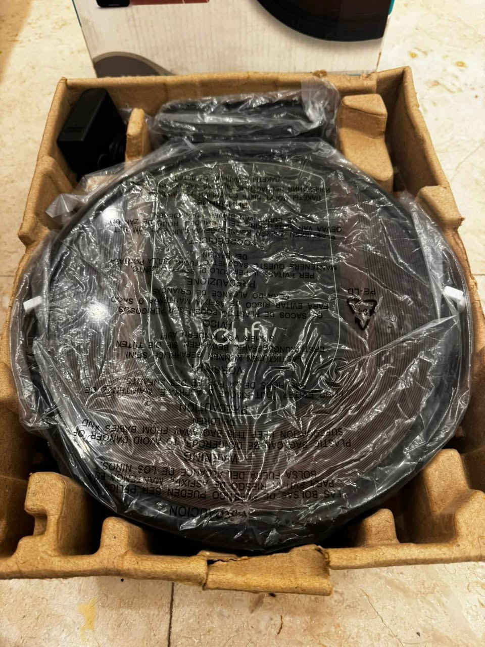 اول تم 95 الف مكنسه روبوت ماركه Eufy انكر G30 hybrid كنس ومسح للحجز واتساب ***********☎️✅

