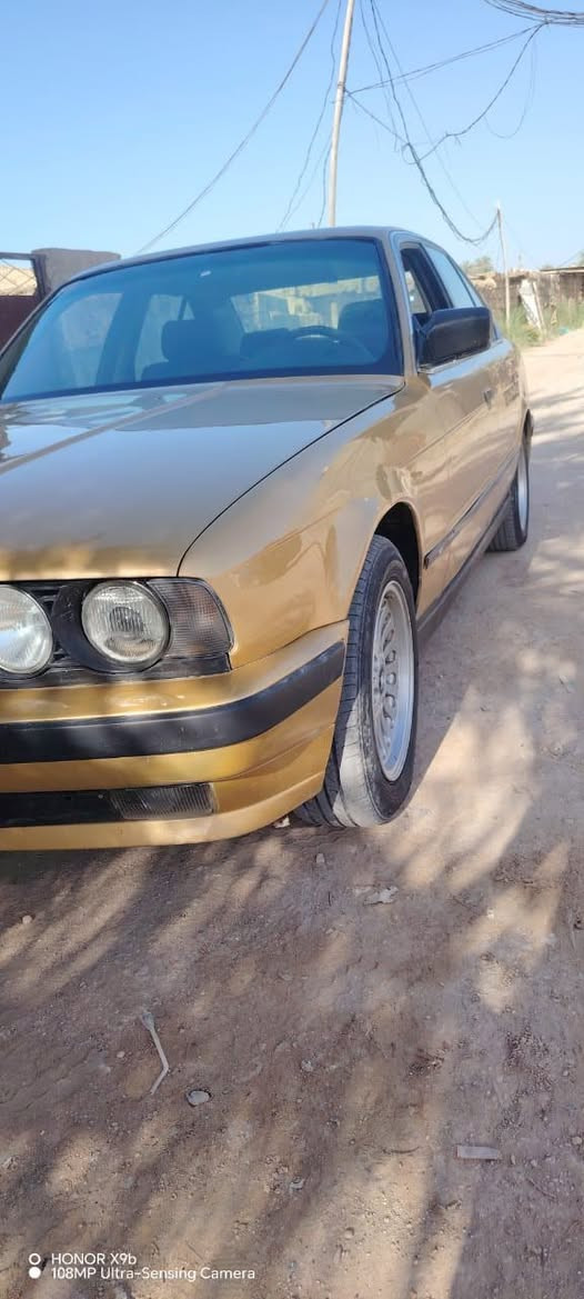 لأهل الذوق ومحبي الـBMW الكلاسيك ❤️‍🔥
BMW 525 موديل 1991، لون ذهبي مميز جدًا، سيارة بيها هيبة الكلاسيك وشكلها ملفت من أول نظرة 😎

🔸 525 – 6 سلندر

🔸 مكينة مسكّرة

🔸 داخلية جلد

🔸 شكل كلاسيك مميز

🔸 السيارة موجودة وجاهزة للفحص والمعاينة

📍 الموقع: كربلاء

💰 السعر: __________70

📞 للتواصل: ***********__________

الفحص للجادين، والسيارة على الطبيعة أحلى وأوضح.

🔥 اللي يعرف بالـBMW الكلاسيك يعرف قيمتها
