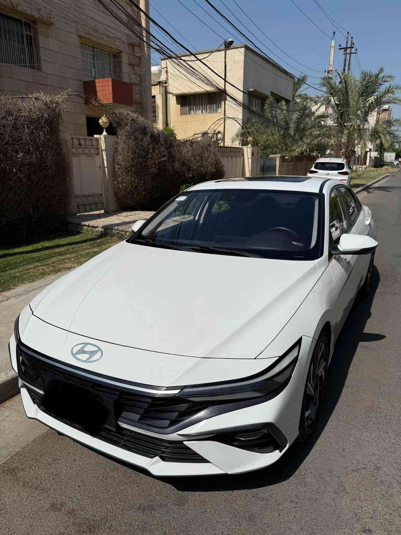 النترا 2024 تجميع صيني ماشية 24km
مواصفاتها حلوة ومعروفة 
ويل قياس 17
مري شفط
مقاعد جلد 
فتحة سقف 
السعر المطلوب 145 
مكاني المنصور الداوودي
***********
