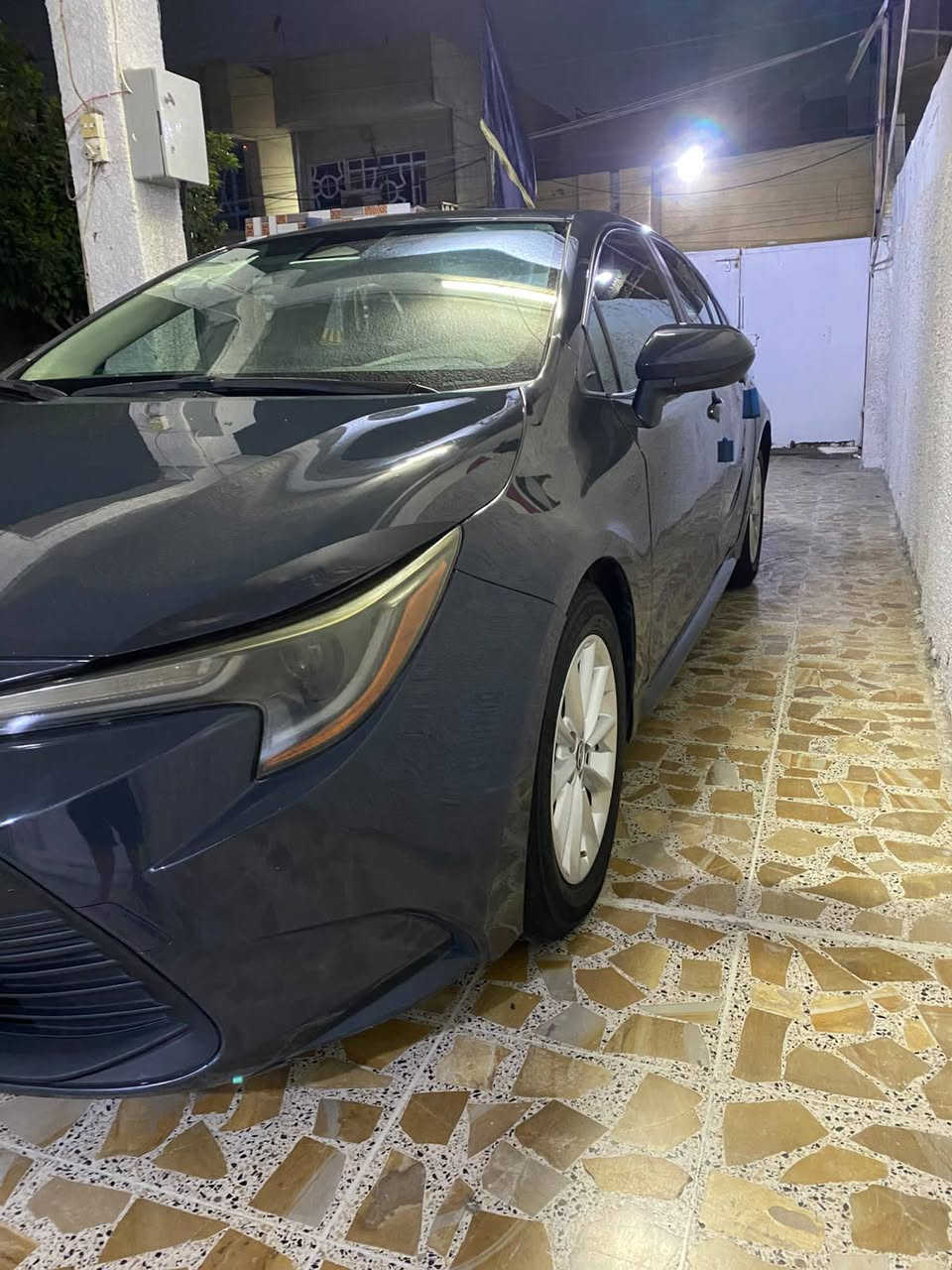 موديل 23
Ll
مواصفات معروفه تحكمات 
رادار هواي بيها مواصفات 
حادثها جاملغ باب نفسهن مصلحات
سونار موجود بيها السعر 150
رقم الهاتف ***********

نص مكتوب في الصور:
- اختصاص