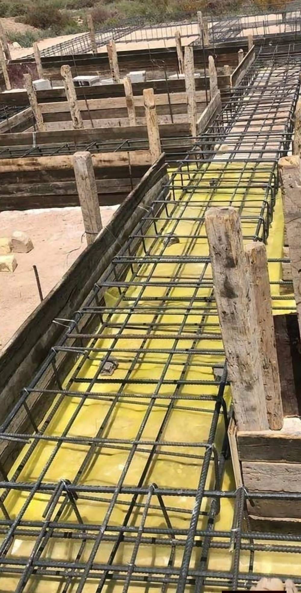 نجار قالب • متفرغ • شغل بالمتر