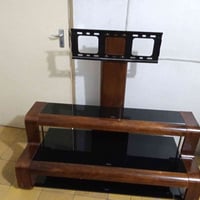 07705367388 ميز للبيع