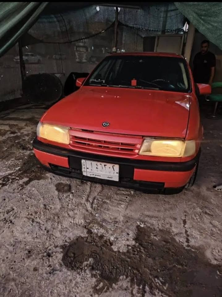 السلام عليكم 
اوبل فكترا للبيع 
رقم نجف مكانها بابل ابو غرق 
مكينه وكير نضيفات لا تنقيص ولا تبخير 
سلف جديد باتري جديد سياره مرتبه وكاعده 
السعر 23 وبيها مجال جدا بسيط 
رقم ***********
