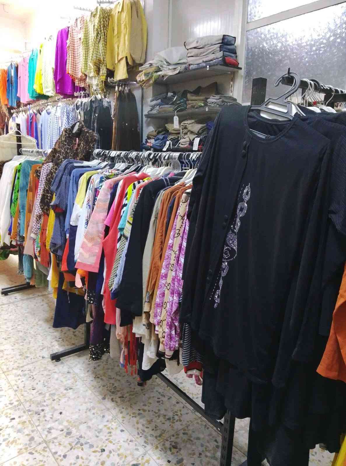 ١٥٠٠ قطعة • بضاعة تركية • ملابس