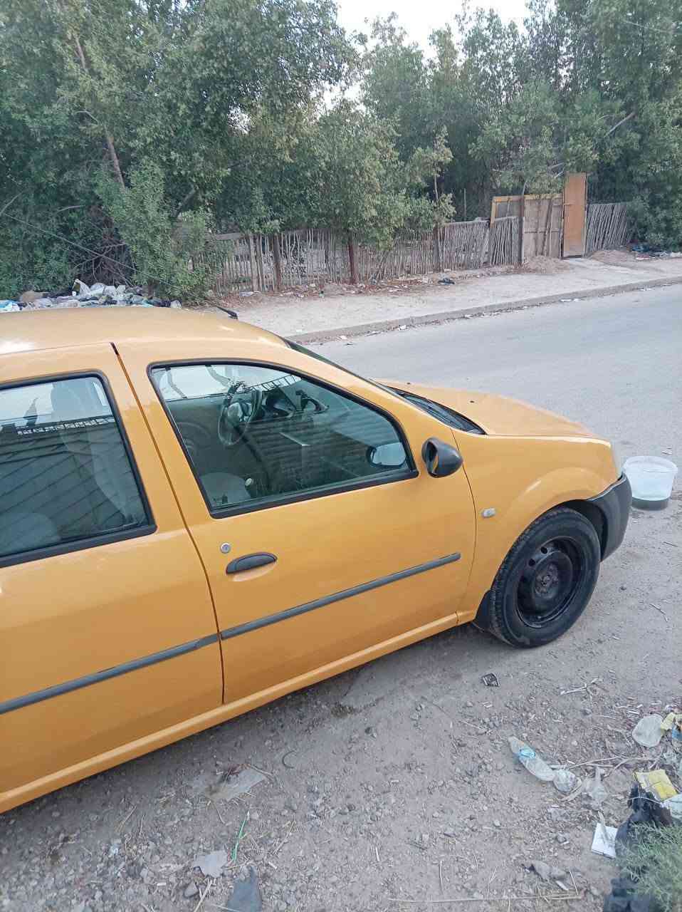 رينو مديل 2014 ستيرن بور مصفره هيه وغرامات مكفوله من ضربه قويه بيه رشات صبغ قليل بيه شويه بارد بل صندوك مكان سياره بغداد بلديات سعر ٤٨ بيه مجال رقم ***********
